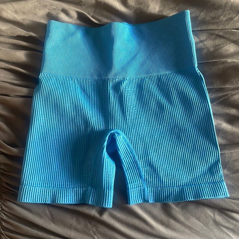 XS light blue biker shorts